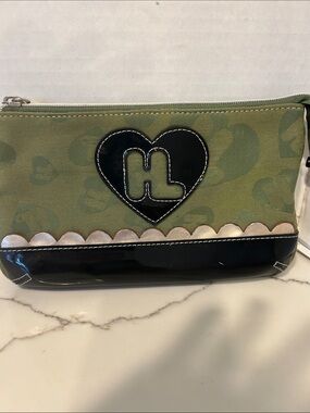 HARAJUKU LOVERS Green Clutch with Heart Accent